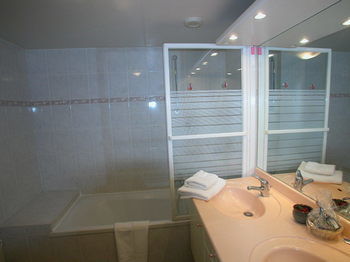 Riviera Vip Forville-Stanislas Cannes Buitenkant foto