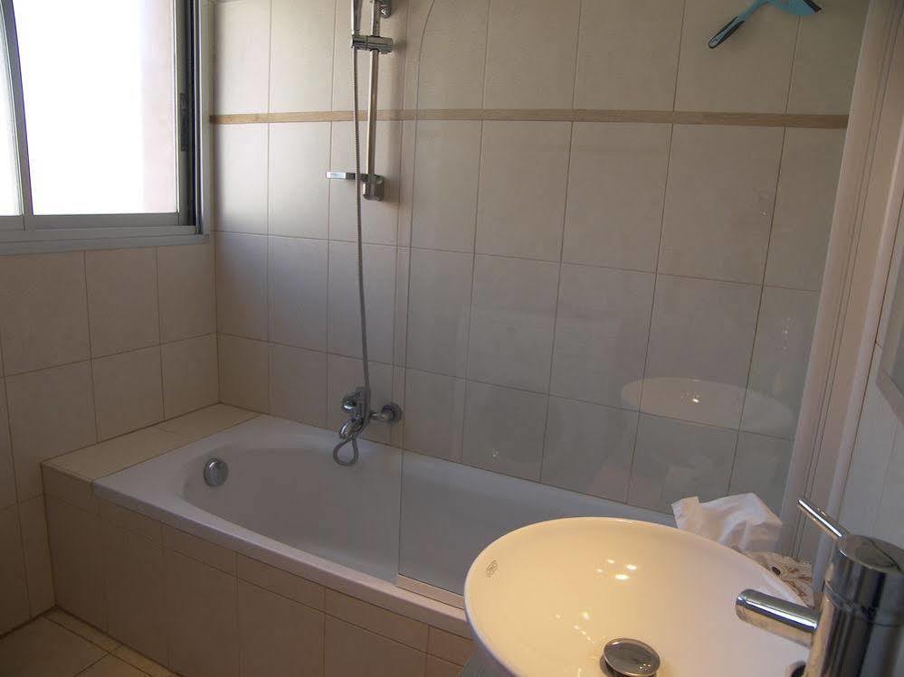 Riviera Vip Forville-Stanislas Cannes Buitenkant foto