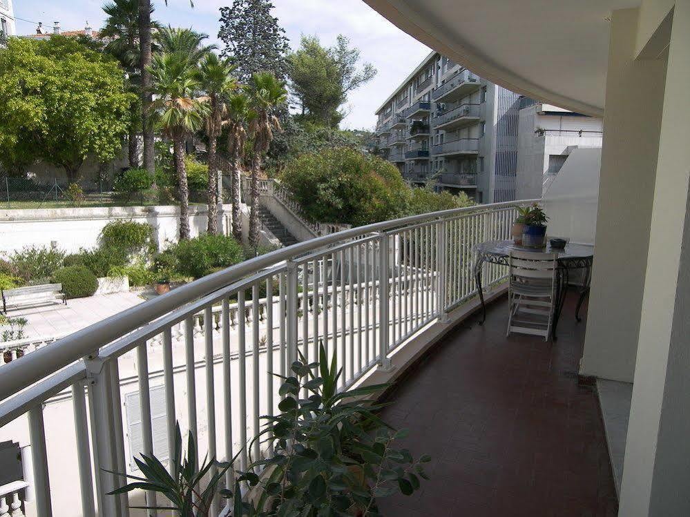 Riviera Vip Forville-Stanislas Cannes Buitenkant foto